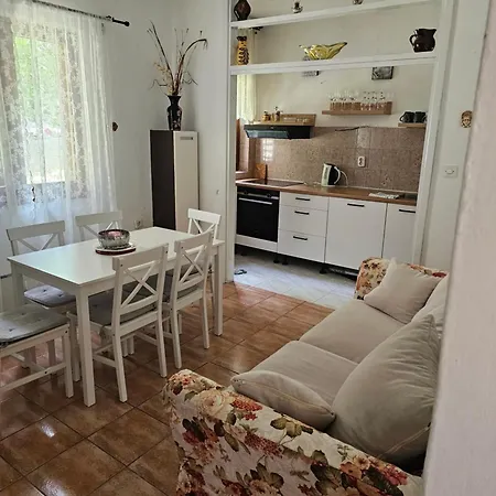 Ljubo Vikendica Podgora (Split-Dalmatia)